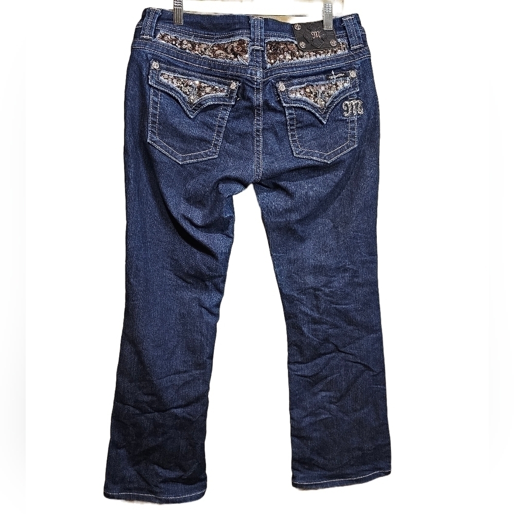 Miss Me Jeans easy embellished back pockets Size 31